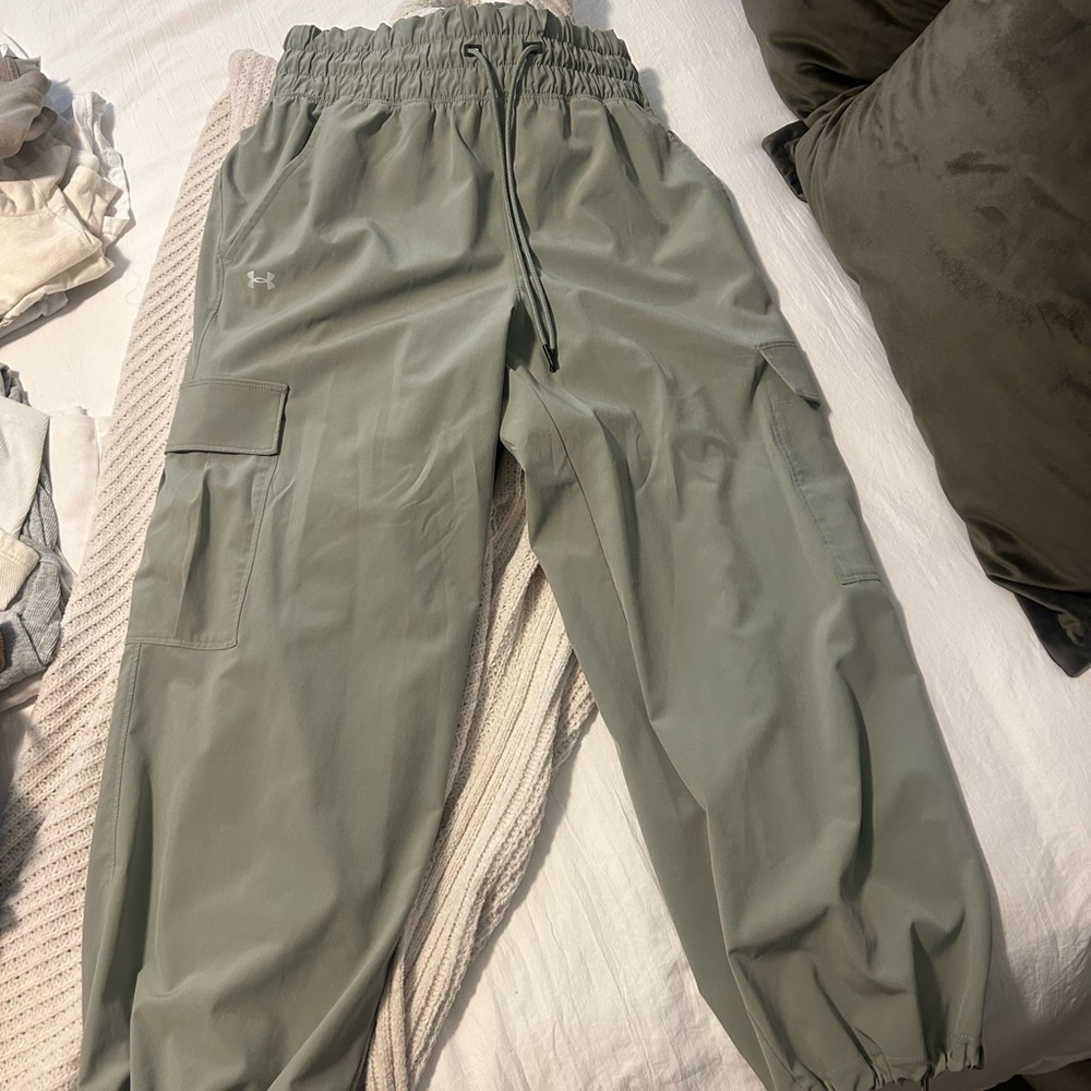 Under Armour Women’s Cargo Pants - Green